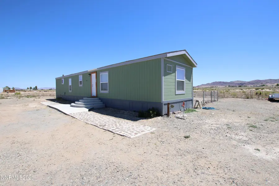 8 Falcon Way, Yerington, NV 89447 - #2