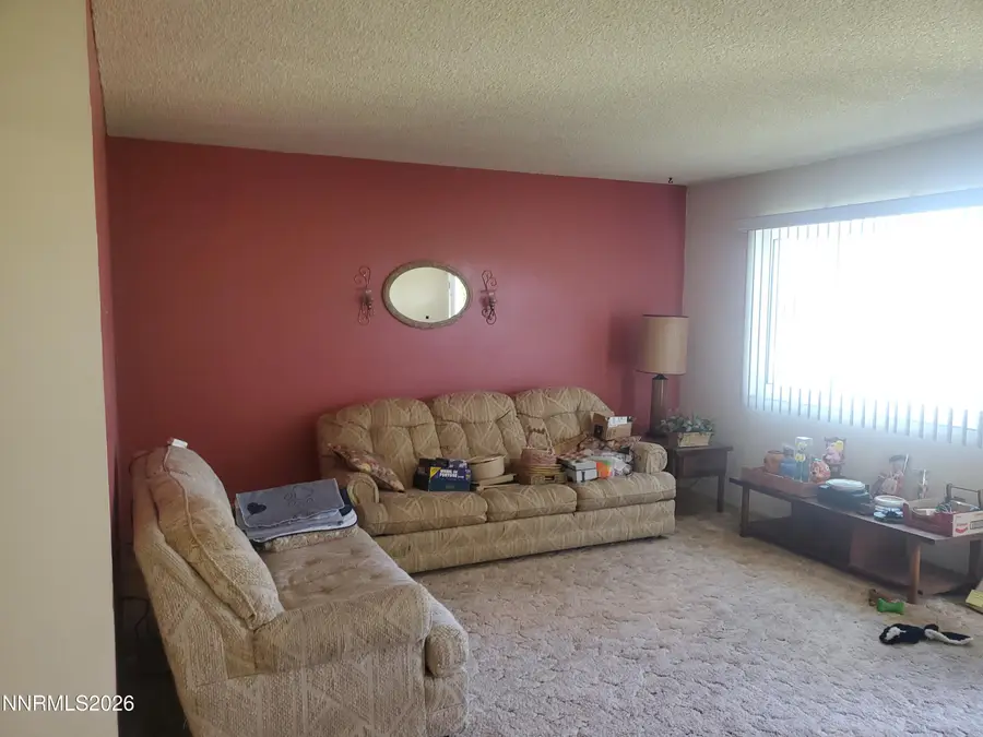 104 W 3rd Street, Hawthorne, NV 89415 - #3
