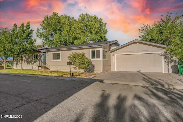 360 Ave De La Couleurs, Sparks, NV 89434