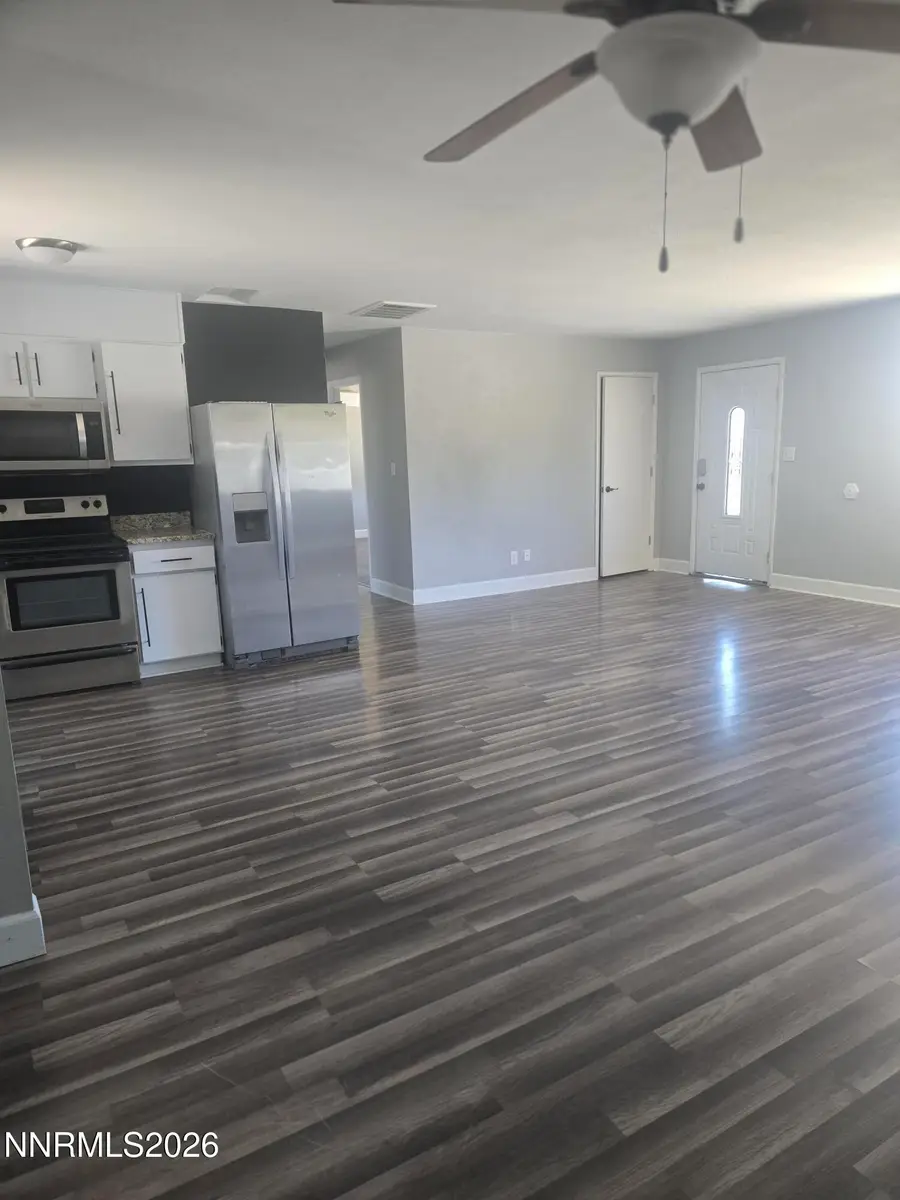 1060 S Lee Avenue, Fallon, NV 89406 - #2