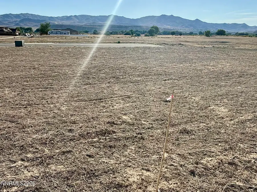 812 S Whitacre Street, Yerington, NV 89447 - #2