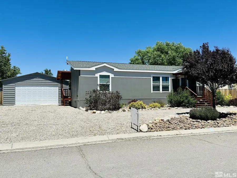 15 Willow Street, Round Mountain, NV 89045 - #3