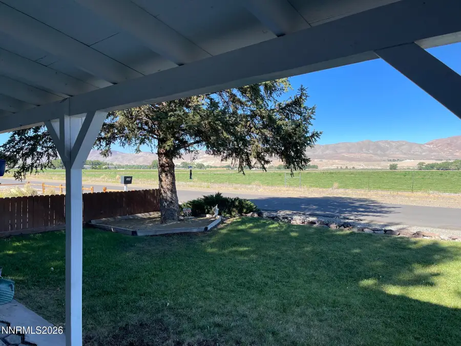 230 N Mountain View Street, Yerington, NV 89447 - #3