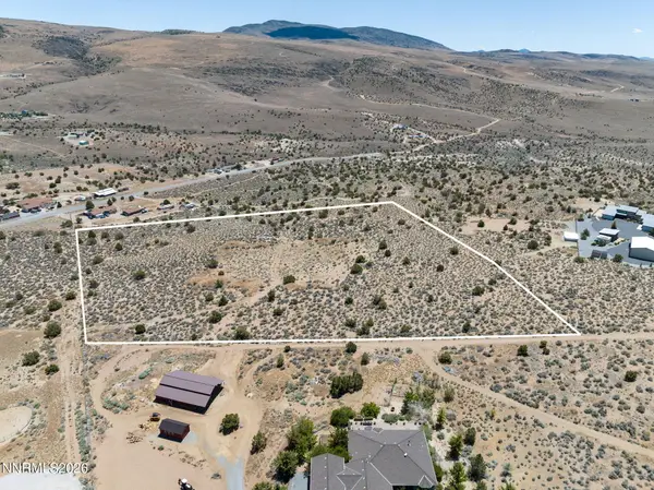 180 La Loma Way, Sparks, NV 89441