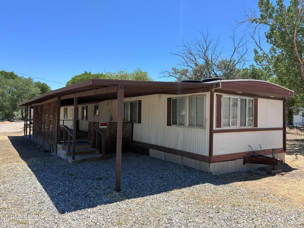 711 River Avenue, Yerington, NV 89447 - #1