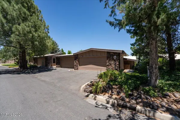 176 Lake Glen Dr Drive, Carson City, NV 89703