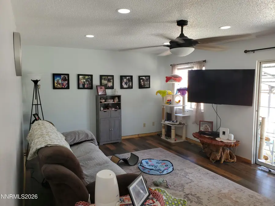 103 W 3rd Street, Hawthorne, NV 89415 - #3