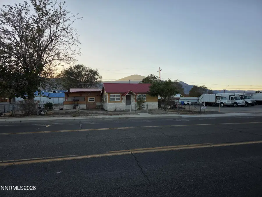215 E Street, Hawthorne, NV 89415 - #3