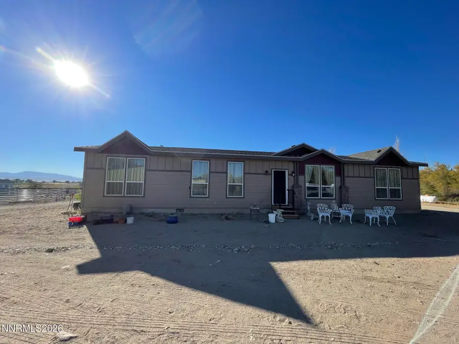 31 Amanette Way, Yerington, NV 89447 - #2