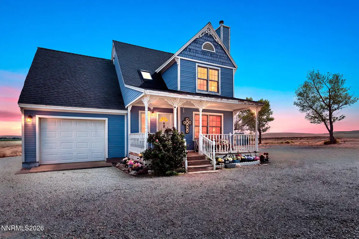 30 Locust Drive, Yerington, NV 89447 - #1