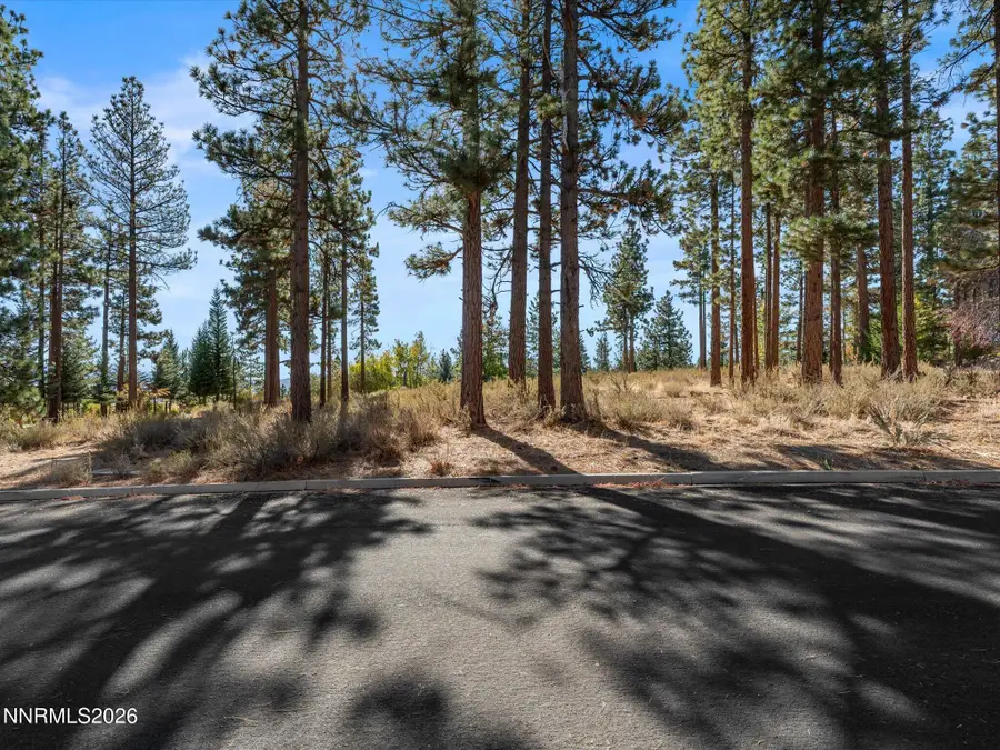 6045 Lake Geneva Drive, Reno, NV 89511 - #3
