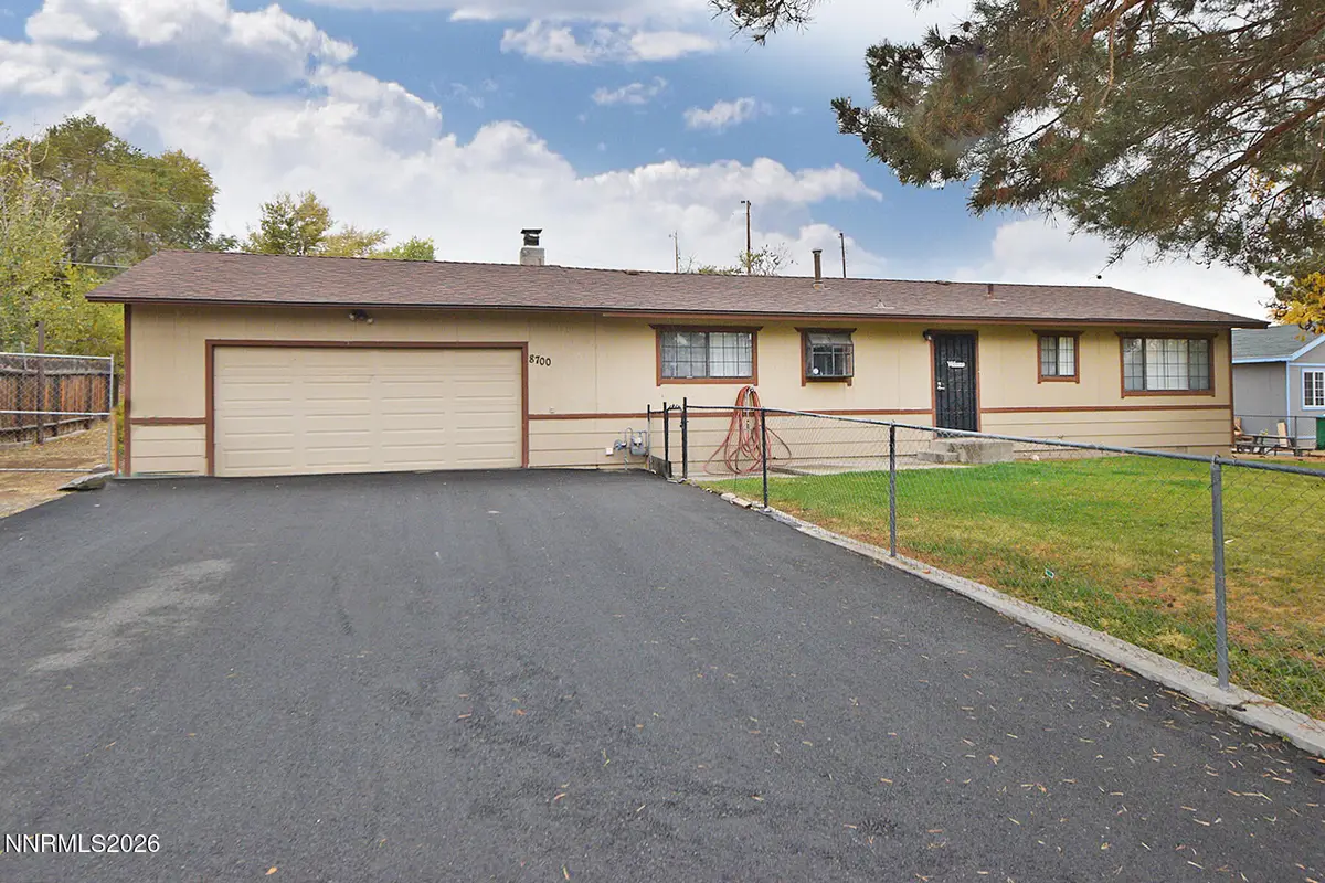 8700 Aquifer Way, Reno, NV 89506 - #1
