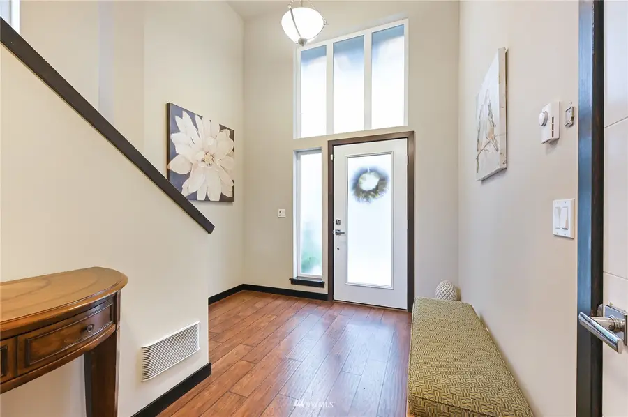 1328 152nd Place Sw, Lynnwood, WA 98087 - Image #3