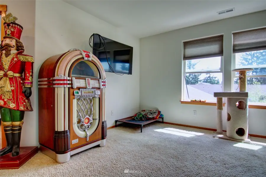 1033 Aspen Lane, Burlington, WA 98233 - Image #3