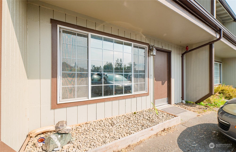 3333 Redwood Avenue 3, Bellingham, WA 98225 BHGRE