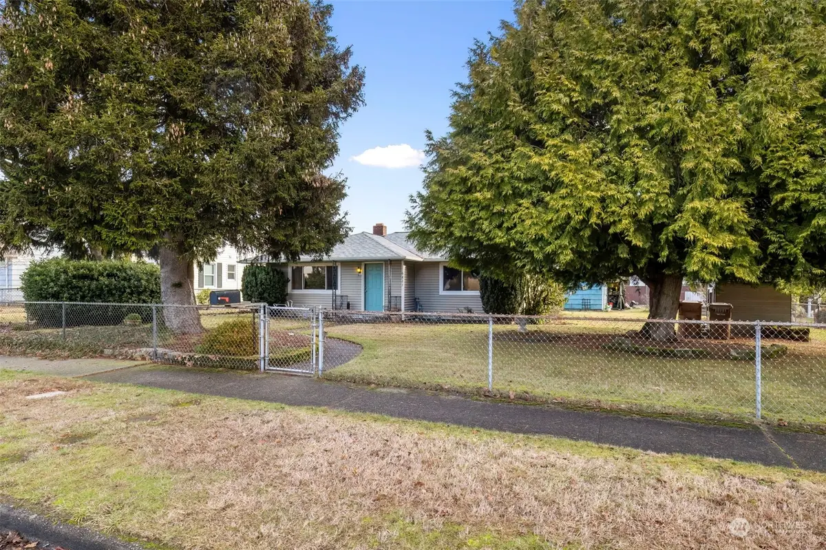 6827 S Prospect Street, Tacoma, WA 98409 - Image #1