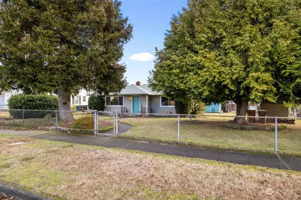 6827 S Prospect Street, Tacoma, WA 98409