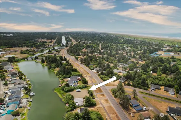 212 Point Brown Avenue Ne #84 & 85, Ocean Shores, WA 98569