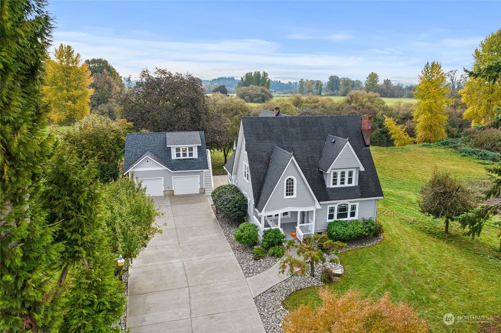 1195 Riverside Road W, Chehalis, WA 98532 BHGRE