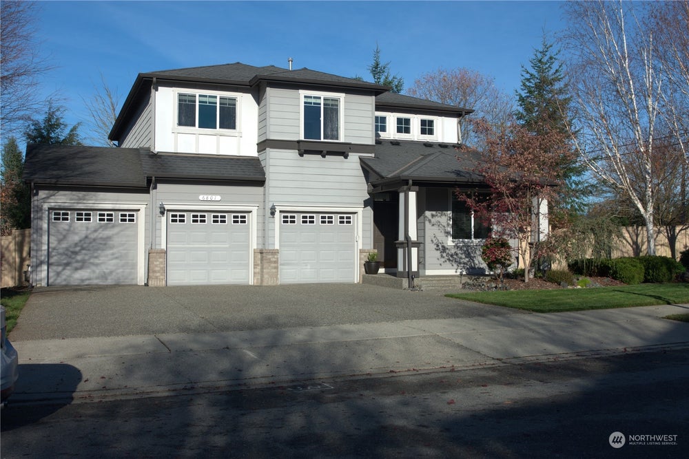 6801 287th Place Nw, Stanwood, WA 98292 BHGRE