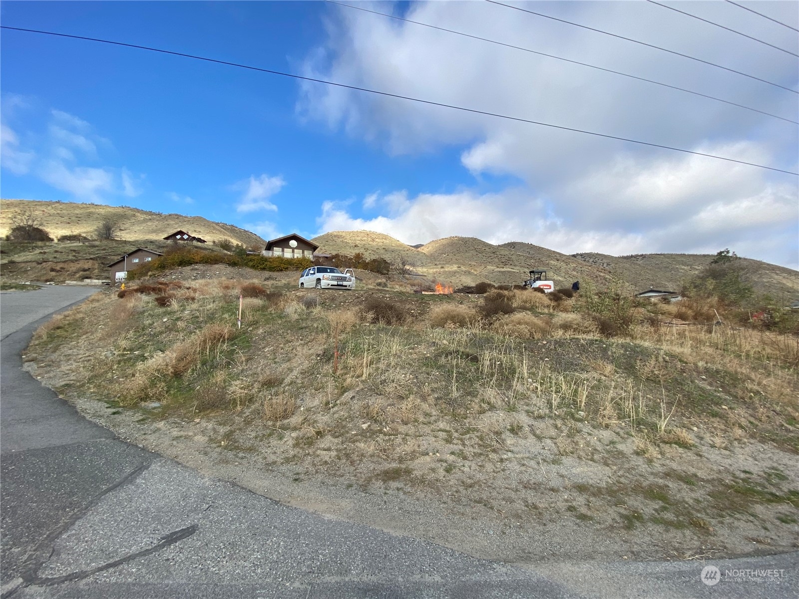 356 Ives (lot 1 & Lot 2) Street #1 & 2, Pateros, WA 98846 - BHGRE