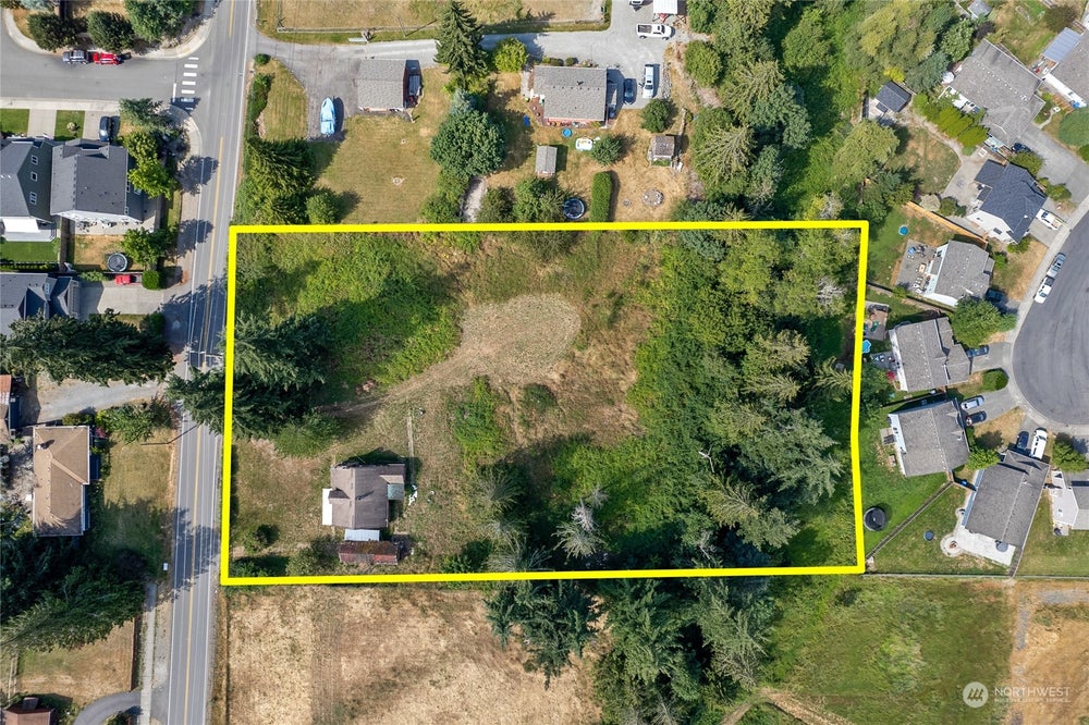 11115 Angeline Road E, Bonney Lake, WA 98391 BHGRE