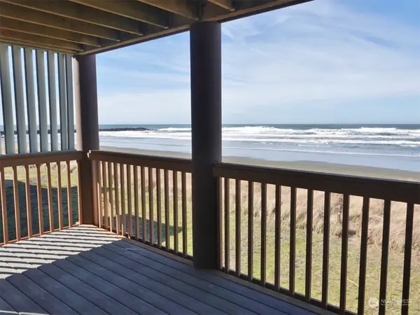 1407 Ocean Shores Boulevard Sw #2S-J, Ocean Shores, WA 98569