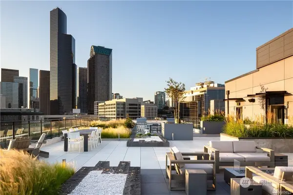 450 S Main Street #903, Seattle, WA 98104