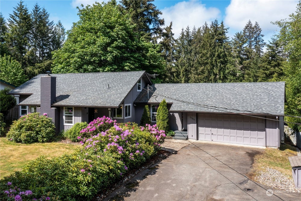 6534 Clover Valley Road Se, Port Orchard, WA 98367 BHGRE