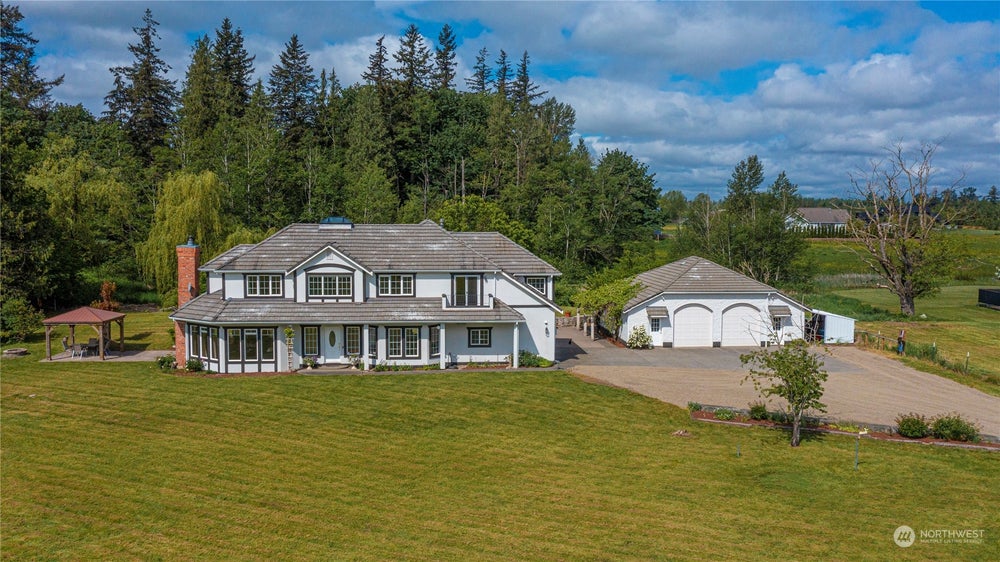 6197 Everson Goshen Road, Everson, WA 98247 BHGRE