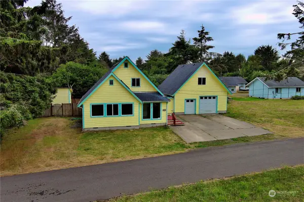 111 Vela Street Sw, Ocean Shores, WA 98569