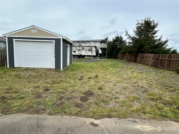 18 Haven Lane, Copalis Beach, WA 98535