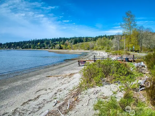 4552 Point White Drive Ne, Bainbridge Island, WA 98110