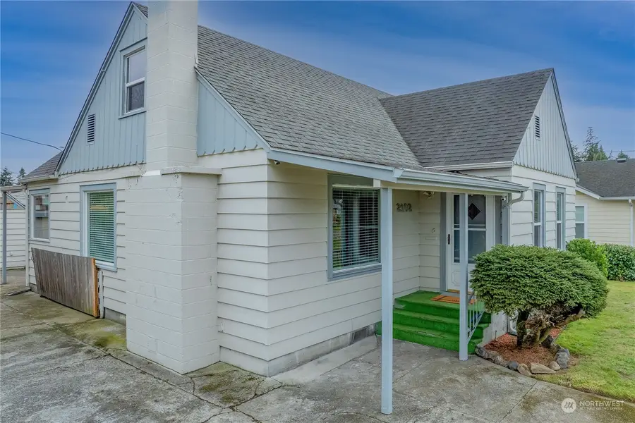 2102 30th Avenue, Longview, WA 98632 - Image #2