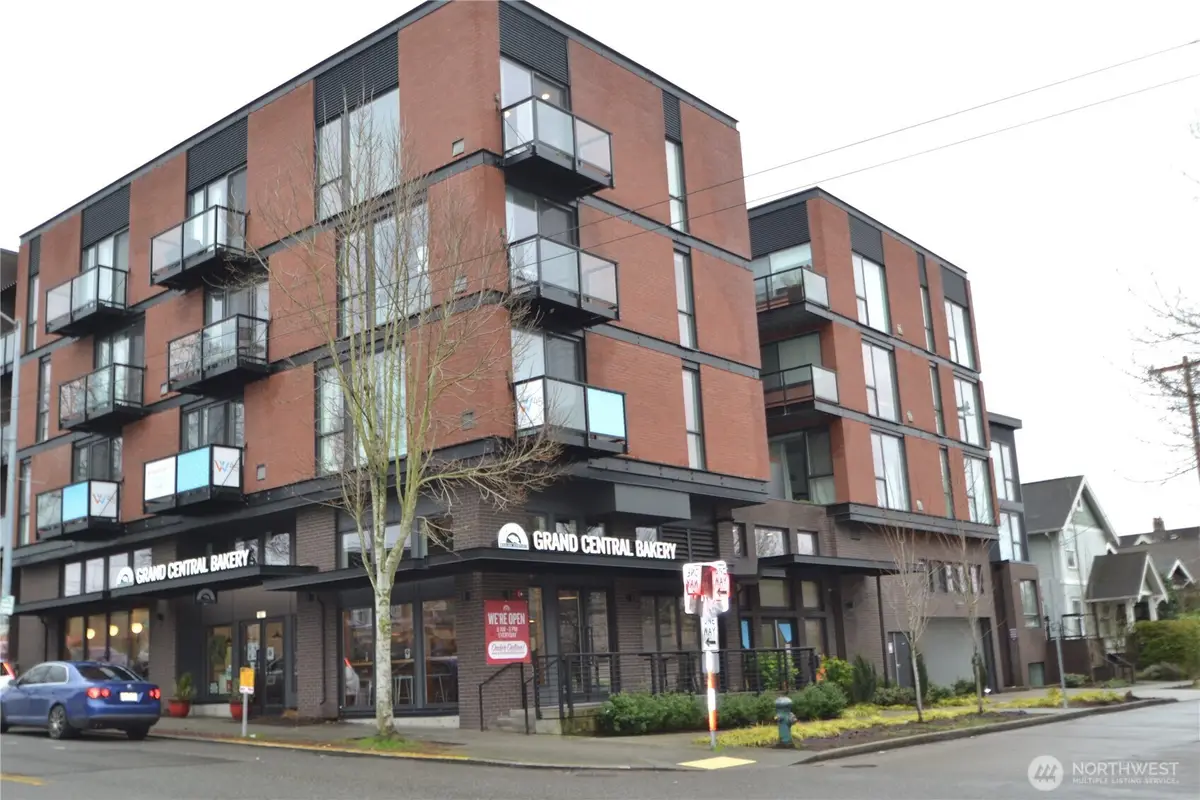 1601 N 45th Street Pl #G14, Seattle, WA 98103 - Image #1