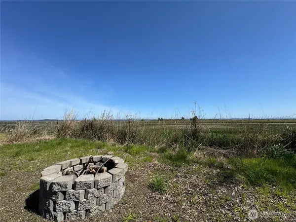 556 Duck Lake Drive Ne, Ocean Shores, WA 98569