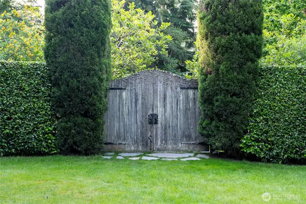 6425 Undisclosed, Greenbank, WA 98253