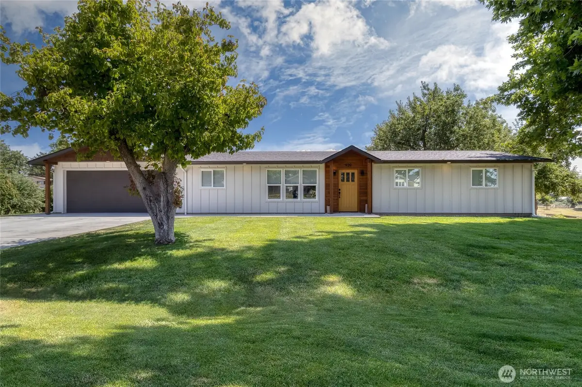 939 Stanley Drive, College Place, WA 99324 - #1