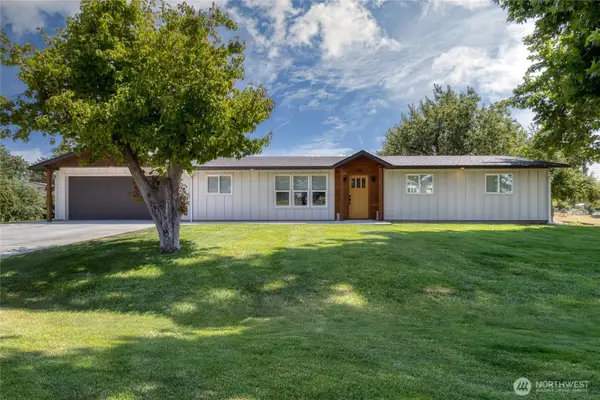 939 Stanley Drive, College Place, WA 99324