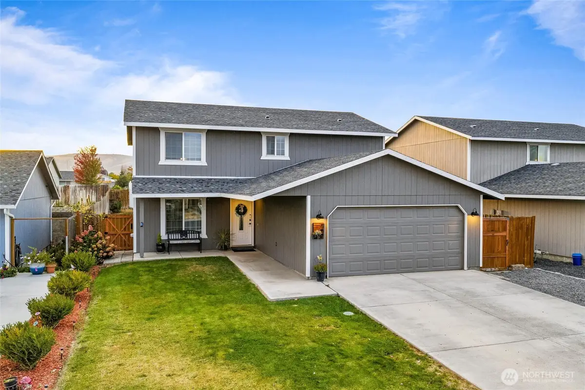 729 SE L Street, Ephrata, WA 98823 - Image #1