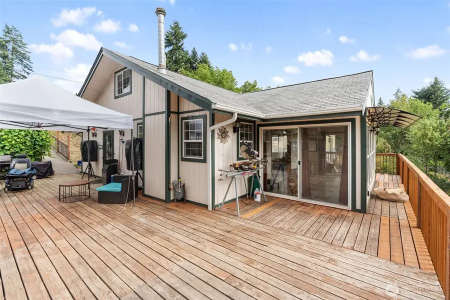 811 NE 2nd Street, Winlock, WA 98596 - Image #2