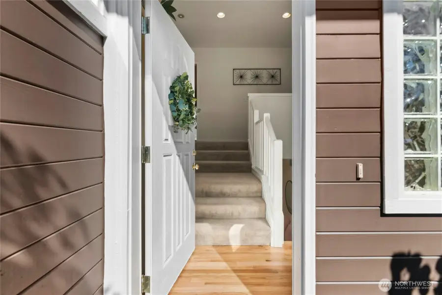 23621 7th Avenue W, Bothell, WA 98021 - Image #3