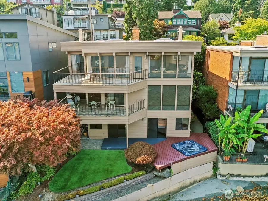 5622 39th Avenue W, Seattle, WA 98199 - Image #3