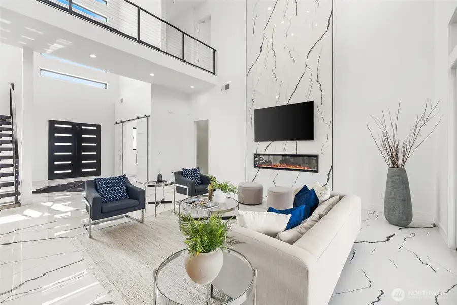 6982 W 22nd Ave, Kennewick, WA 99338 - #2