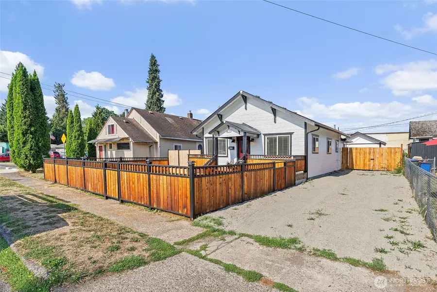 625 S Gold Street, Centralia, WA 98531 - Image #2