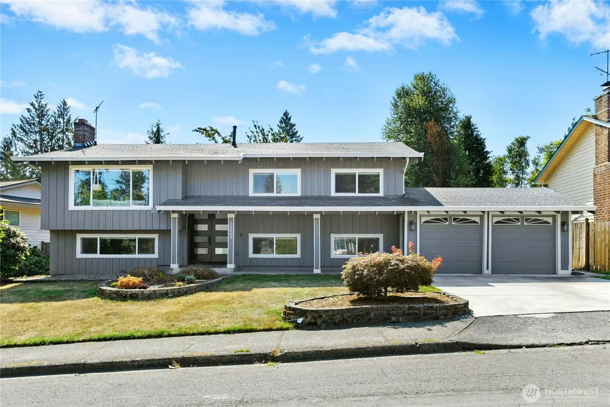12563 SE 71st Street, Newcastle, WA 98056 - Image #1