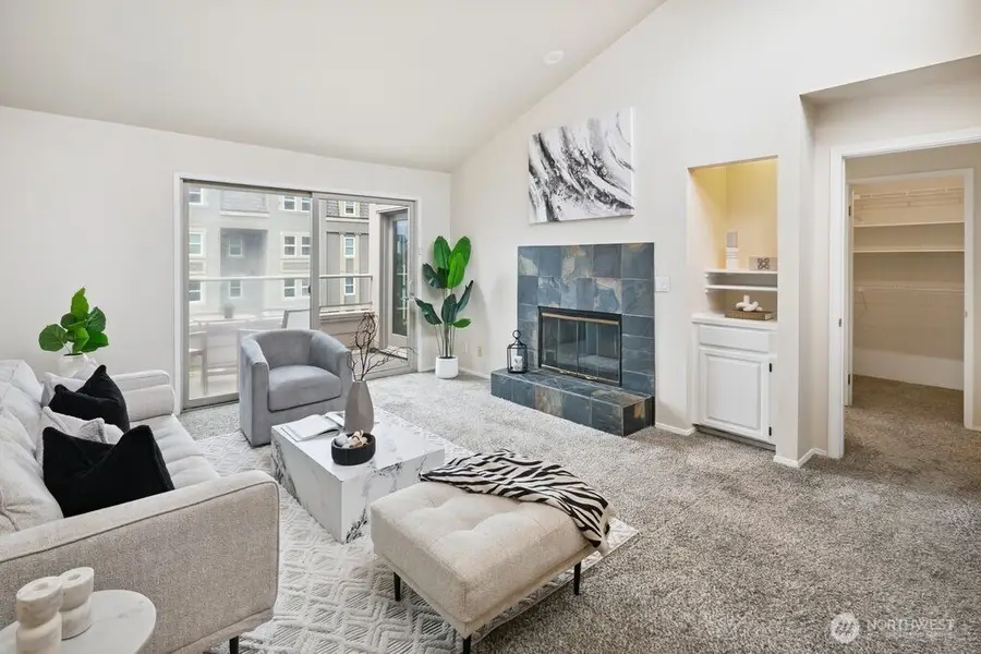 522 W Mercer Place #403, Seattle, WA 98119 - Image #2