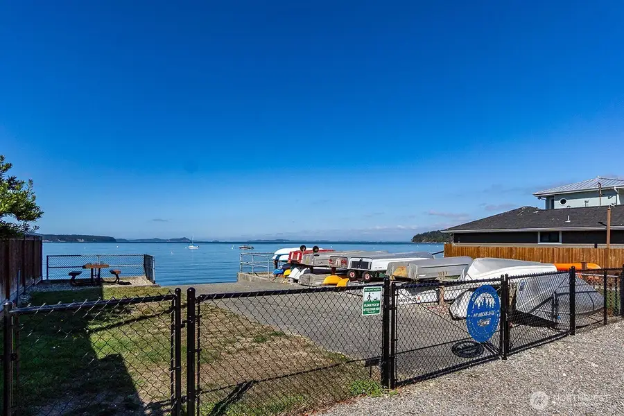1015 Aqua Vista Lane, Camano Island, WA 98282 - Image #3