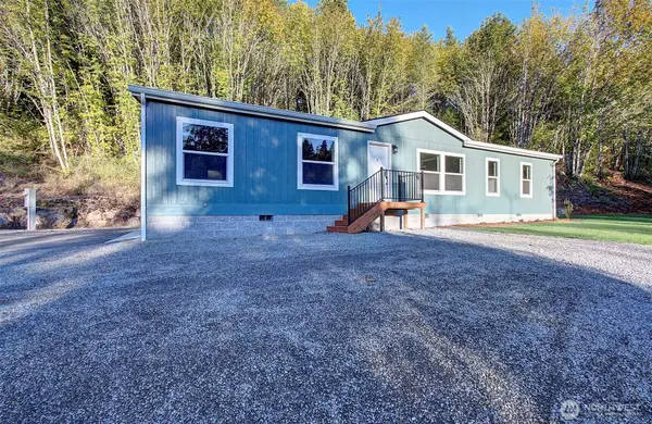 327 N Goble Creek Road, Kelso, WA 98626