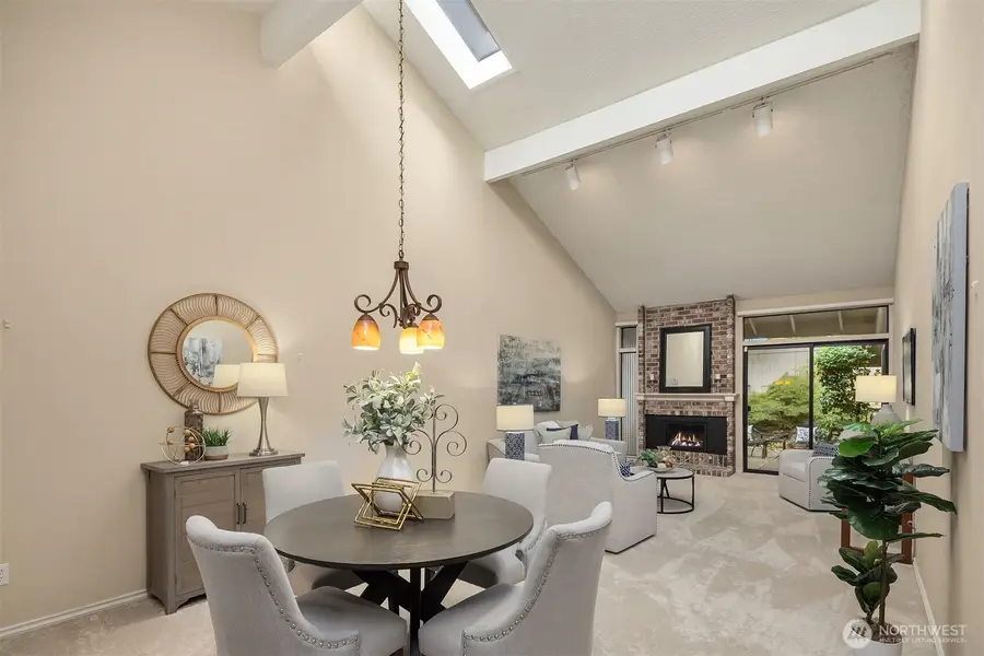 118 143rd Place Ne, Bellevue, WA 98007 - Image #2